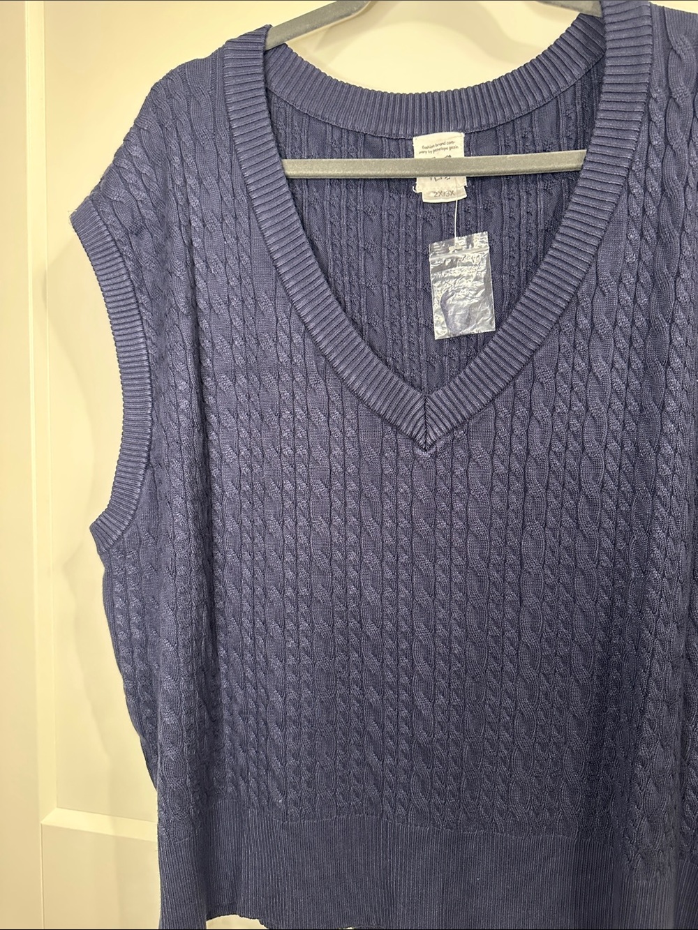 Fashion Brand Company Viscose Cableknit Vest 2x/3x - Picture 6 of 6